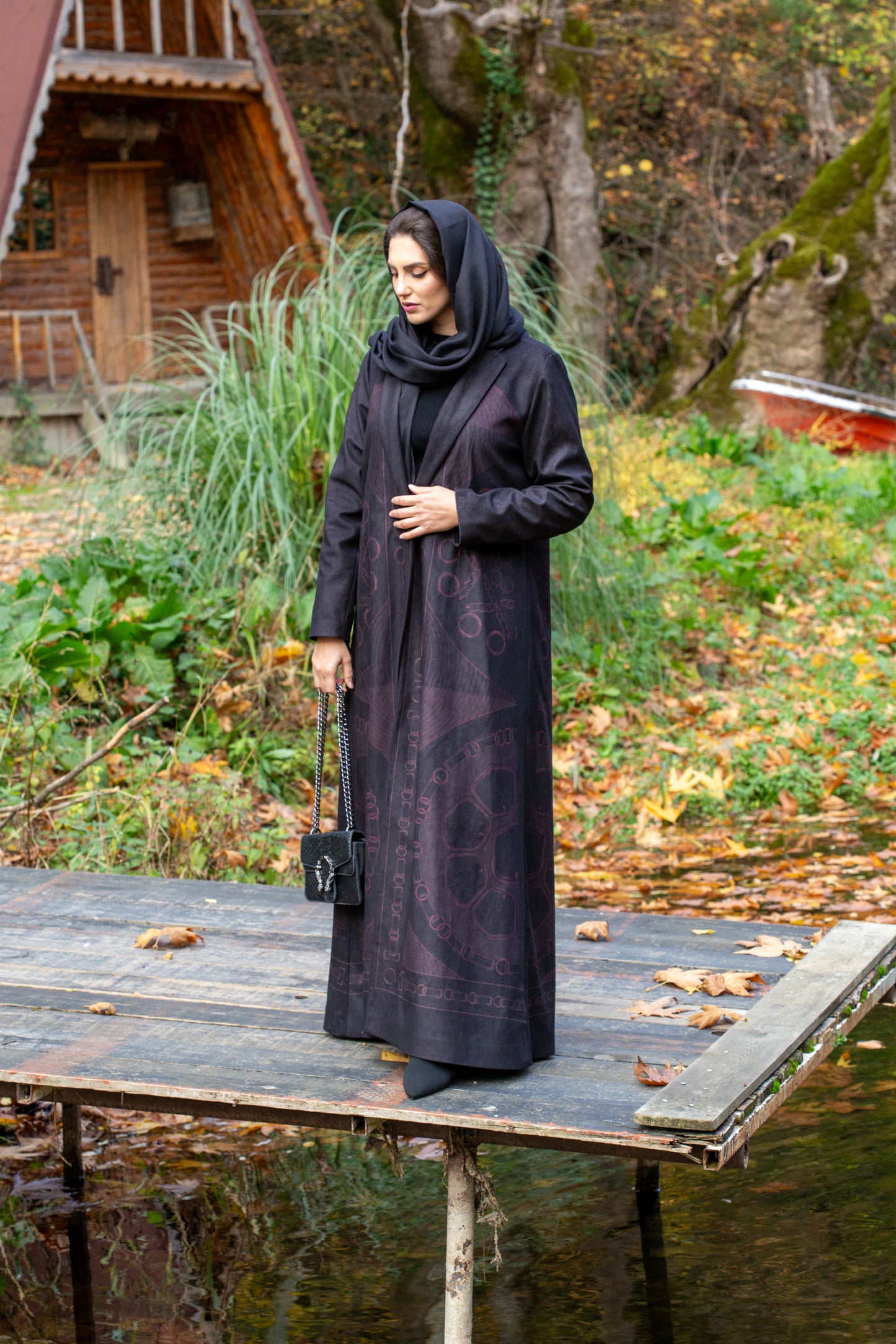 Long brown wool abaya with light orange geometric patterns